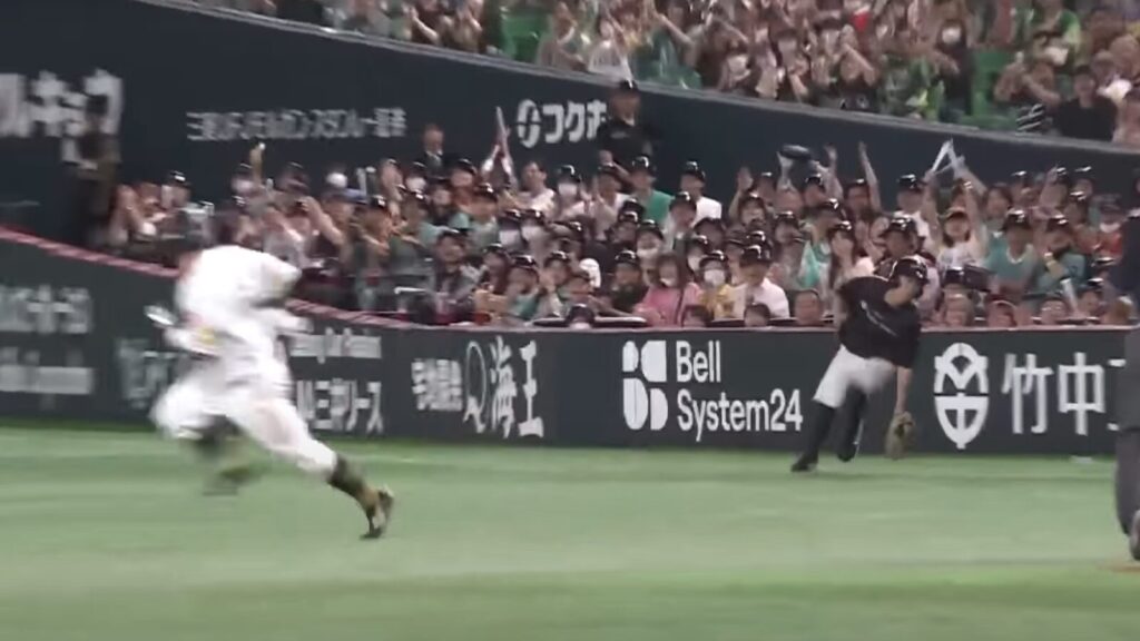 福岡PayPayドームライトフェンス広告